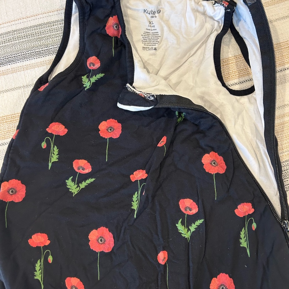 Kyte BABY sleep bag with Red Floral Design